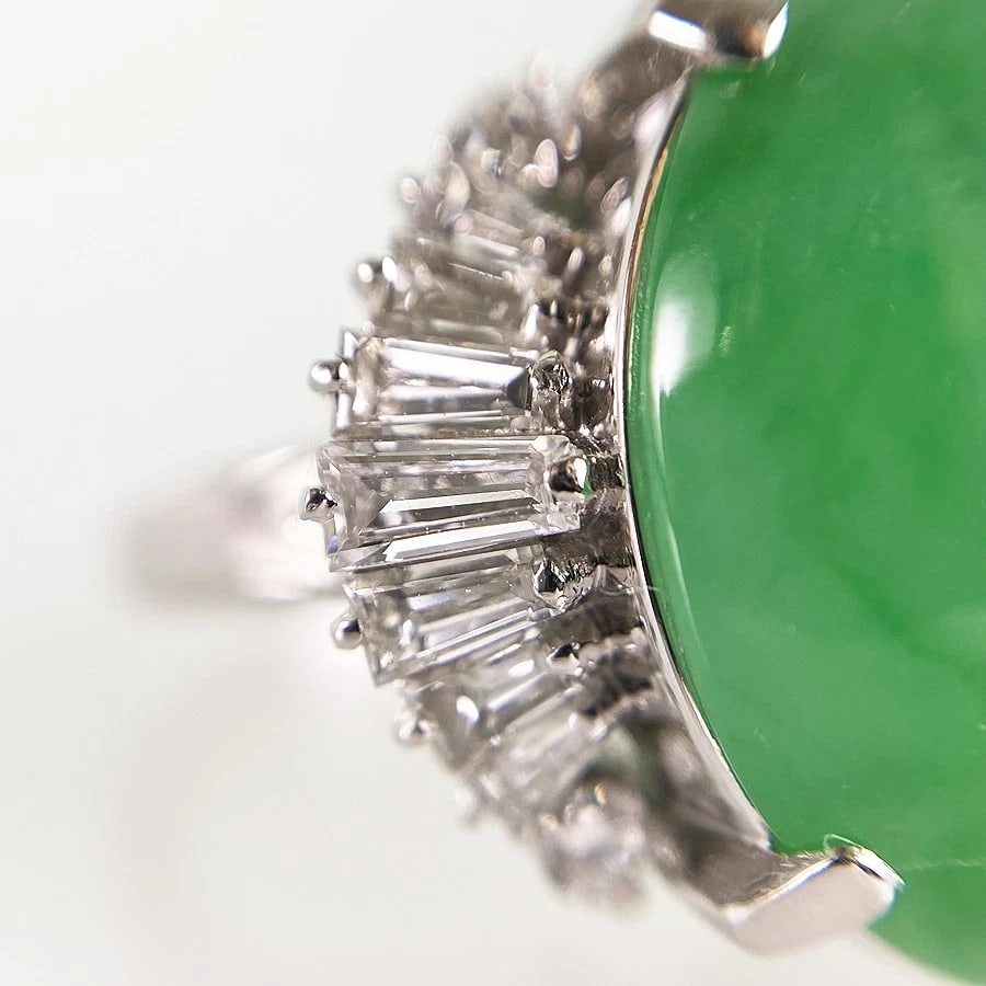 RING PLATINUM JADEITE DIAMOND - 7