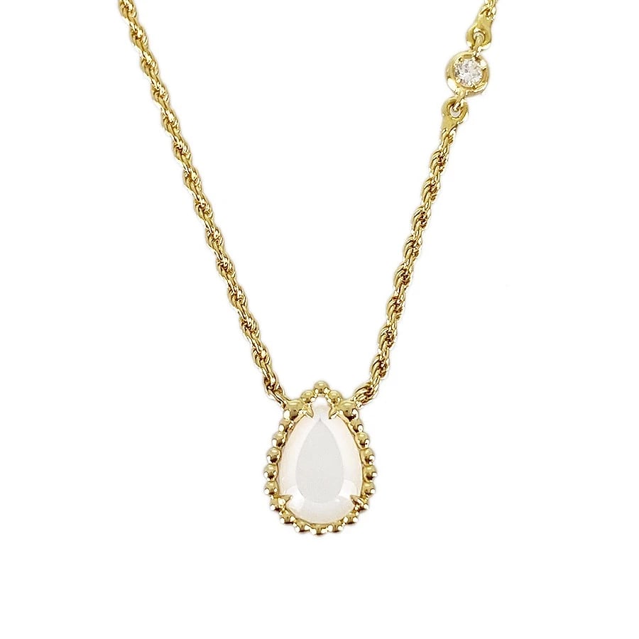BOUCHERON SERPENT BOHEME EXTRA MALL YELLOW GOLD SHELL DIAMOND NECKLACE: Boucheron Serpent Boheme Extra Mall Yellow gold Shell Diamond Necklace Brand: Boucheron Type/Style: Necklace Material: 18K Yellow Gold, Main Stone/Creation Shell Color: Gold Size: Top