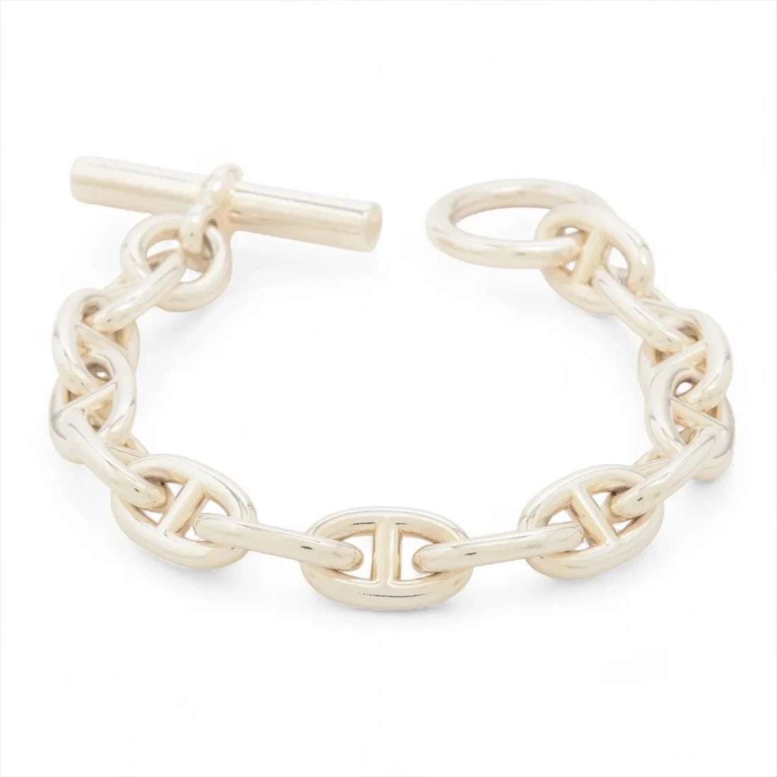 HERMES CHAINE D'ANCRE MM BRACELET: Hermes Chaine d'Ancre MM Bracelet Brand: Hermes Type/Style: Bracelet Material: 925, Color: Silver Size: Bracelet length:14.5 Accessories: None Accessories Notice: When purchasing pre-owned