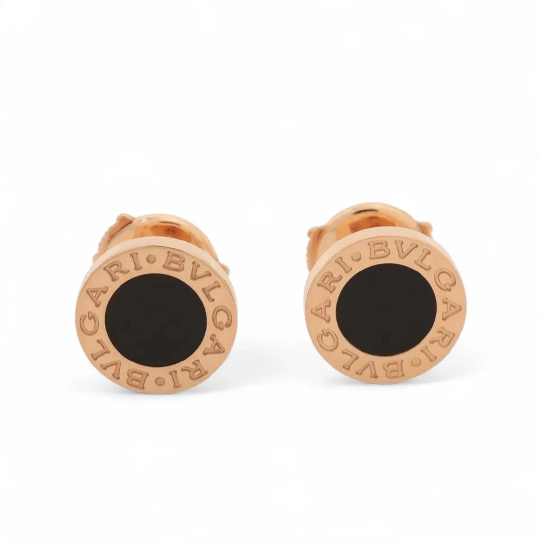 BVLGARI ONYX PIERCING JEWELRY 750(PG): Bvlgari Onyx Piercing jewelry 750(PG) Brand: Bvlgari Type/Style: Piercing jewelry Material: 750(PG), Color: PG Size: Size(CM) Height:0.8 Length:0.8 Accessories: None Accessories Notice: Wh