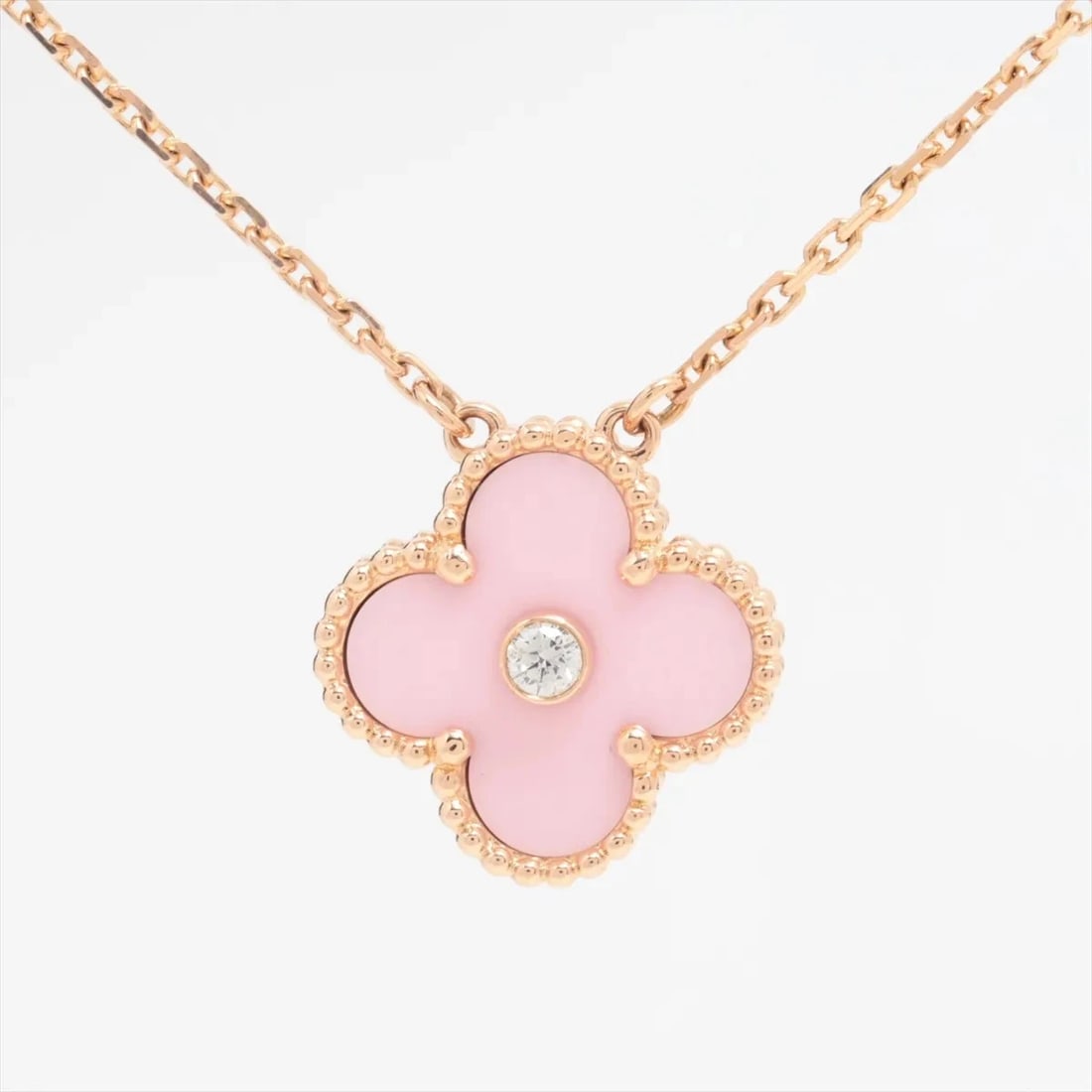 VAN CLEEF & ARPELS VINTAGE ALHAMBRA SABLE DIAMOND NECKLACE: Van Cleef & Arpels Vintage Alhambra Sable diamond Necklace Brand: Van Cleef & Arpels Type/Style: Necklace Material: 750(PG), Main Stone/Creation Natural Color: PG Size: Size(CM) Chain