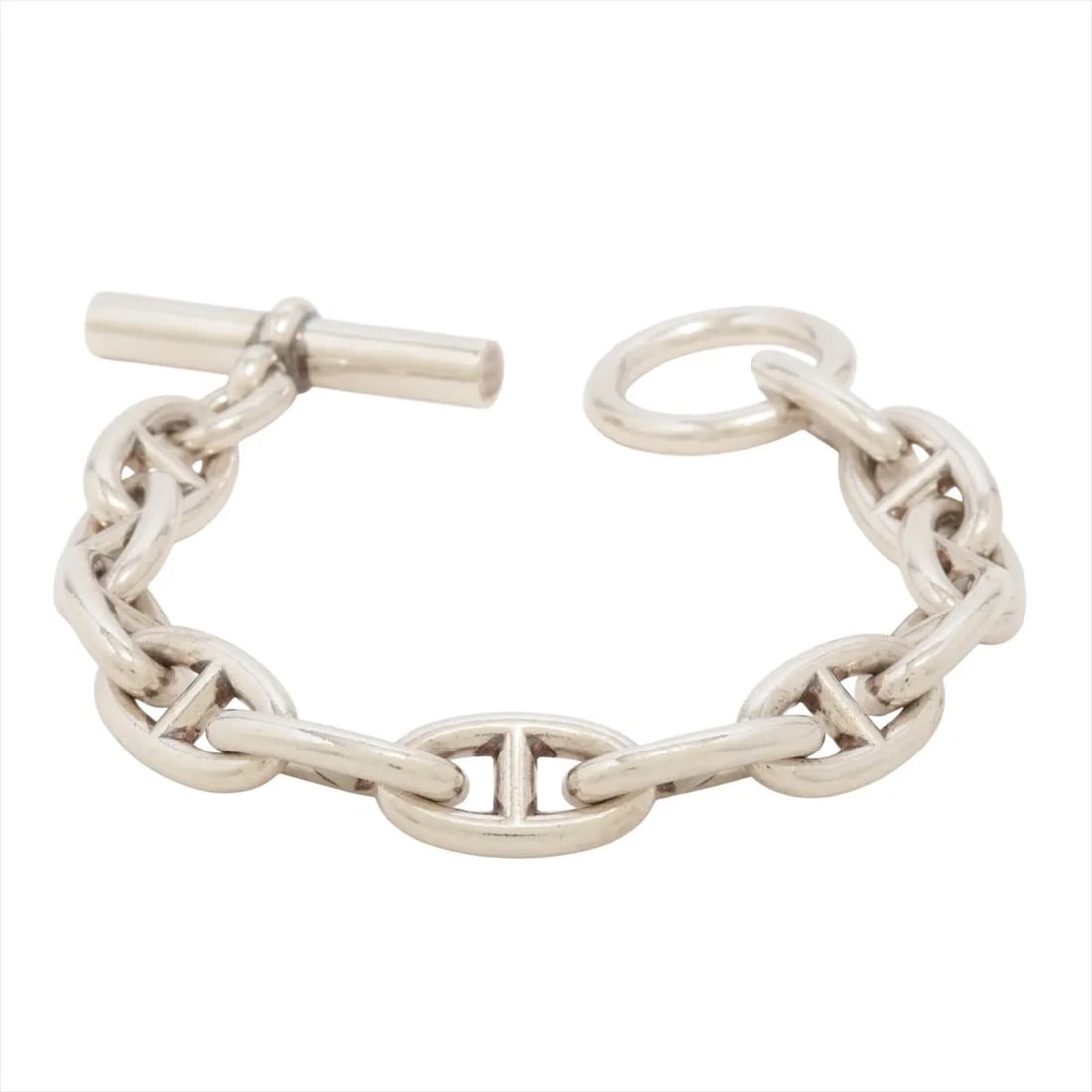 HERMES CHAINE D'ANCRE GM BRACELET: Hermes Chaine d'Ancre GM Bracelet Brand: Hermes Type/Style: Bracelet Material: 925, Color: Silver Size: Bracelet length:16 Accessories: None Accessories Notice: When purchasing pre-owned