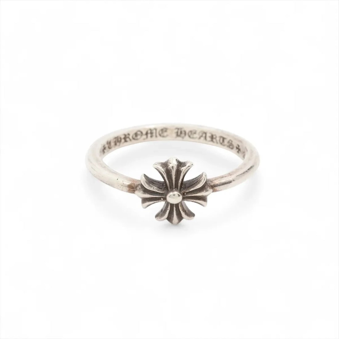 CHROME HEARTS BUBBLE GUM CH PLUS RING: Chrome Hearts Bubble gum CH plus Ring Brand: Chrome Hearts Type/Style: Ring Material: 925, Color: Not Specified Size: 3.75 - 4 US Accessories: None Accessories Notice: When purchasing