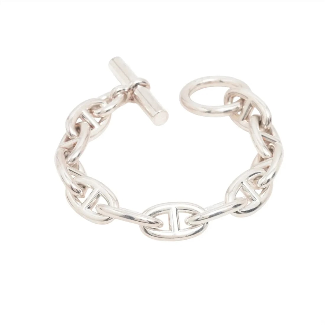 HERMES CHAINE D'ANCRE GM THE SERIAL IS UNCLEAR BRACELET: Hermes Chaine d'Ancre GM The serial is unclear Bracelet Brand: Hermes Type/Style: Bracelet Material: 925, Color: Silver Size: Bracelet length:13.5 Accessories: None Accessories Notice: When