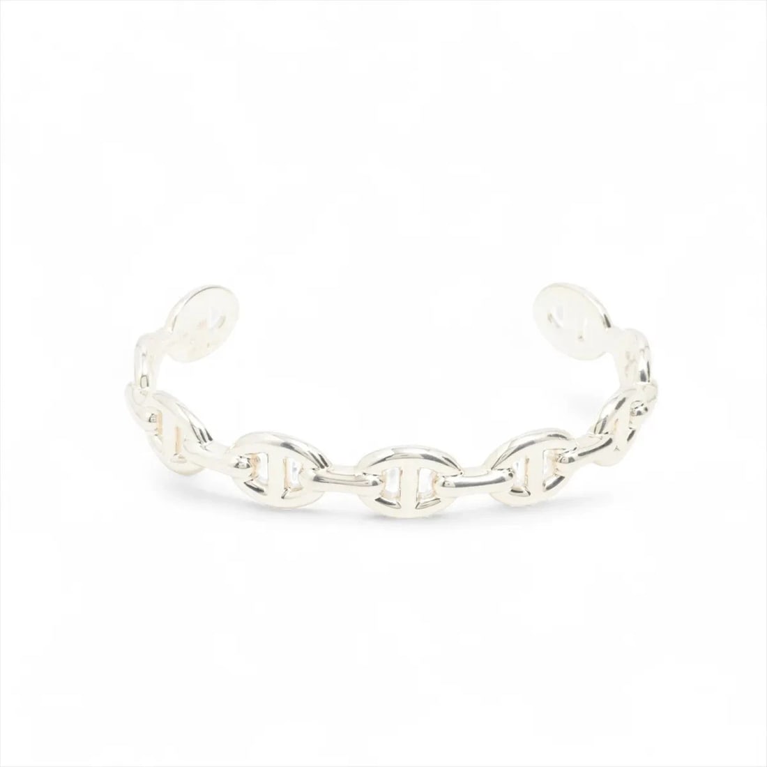 HERMES CHAINE D'ANCRE ENCHAINEE BANGLE: Hermes Chaine d'Ancre Enchainee Bangle Brand: Hermes Type/Style: Bracelet Material: 925, Color: Silver Size: Bracelet length:17.5 Accessories: None Accessories Notice: When purchasing