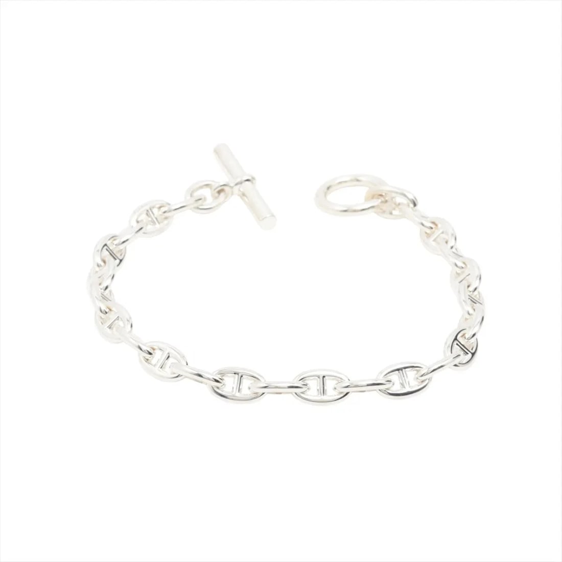 HERMES CHAINE D'ANCRE TPM BRACELET: Hermes Chaine d'Ancre TPM Bracelet Brand: Hermes Type/Style: Bracelet Material: 925, Color: Silver Size: Bracelet length:14.5 Accessories: None Accessories Notice: When purchasing pre-owned