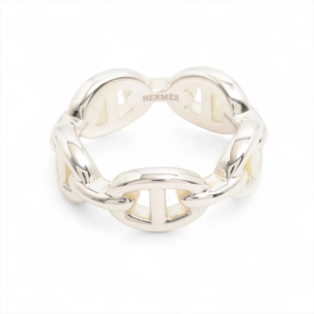 HERMES CHAINE D'ANCRE ENCHAINEE RING: Hermes Chaine d'Ancre Enchainee Ring Brand: Hermes Type/Style: Ring Material: 925, Color: Silver Size: 6 US Accessories: None Accessories Notice: When purchasing pre-owned goods, please refer