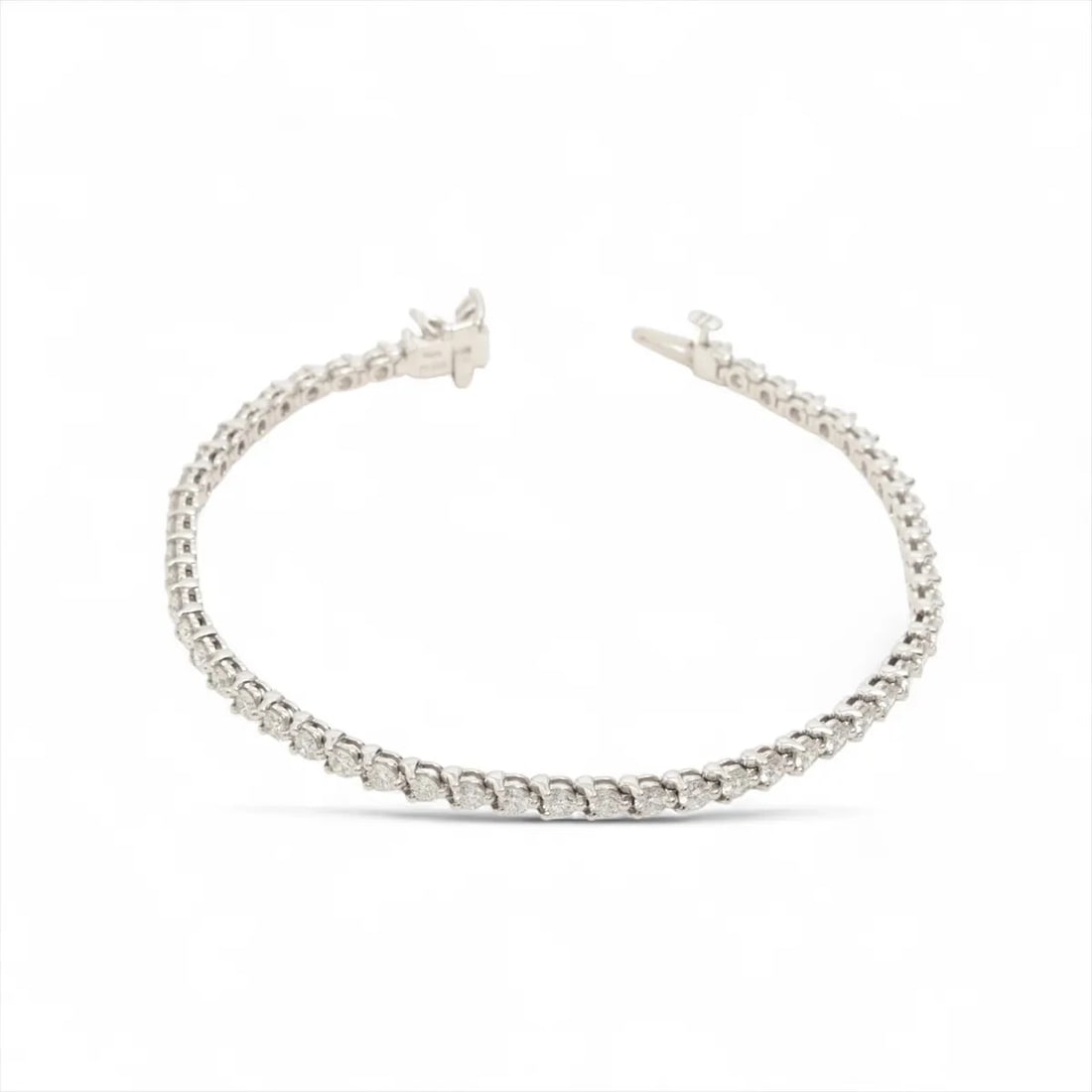TIFFANY VICTORIA DIAMOND BRACELET: Tiffany Victoria diamond Bracelet Brand: Tiffany Type/Style: Bracelet Material: Pt950, Main Stone/Creation Natural Color: Not Specified Size: Size(CM) Bracelet length:17.5 Accessories: None