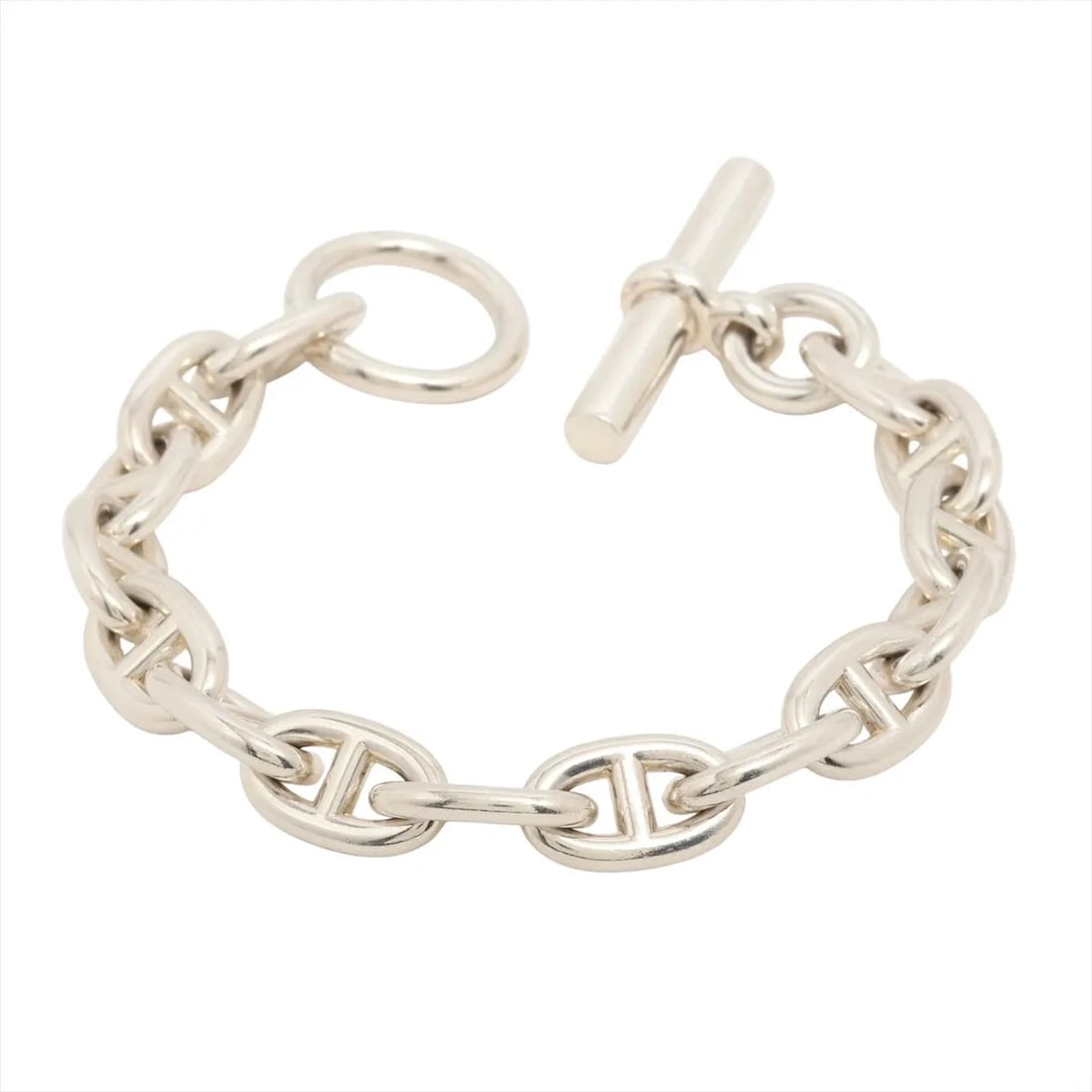 HERMES CHAINE D'ANCRE MM BRACELET: Hermes Chaine d'Ancre MM Bracelet Brand: Hermes Type/Style: Bracelet Material: 925, Color: Silver Size: Bracelet length:15.5 Accessories: None Accessories Notice: When purchasing pre-owned
