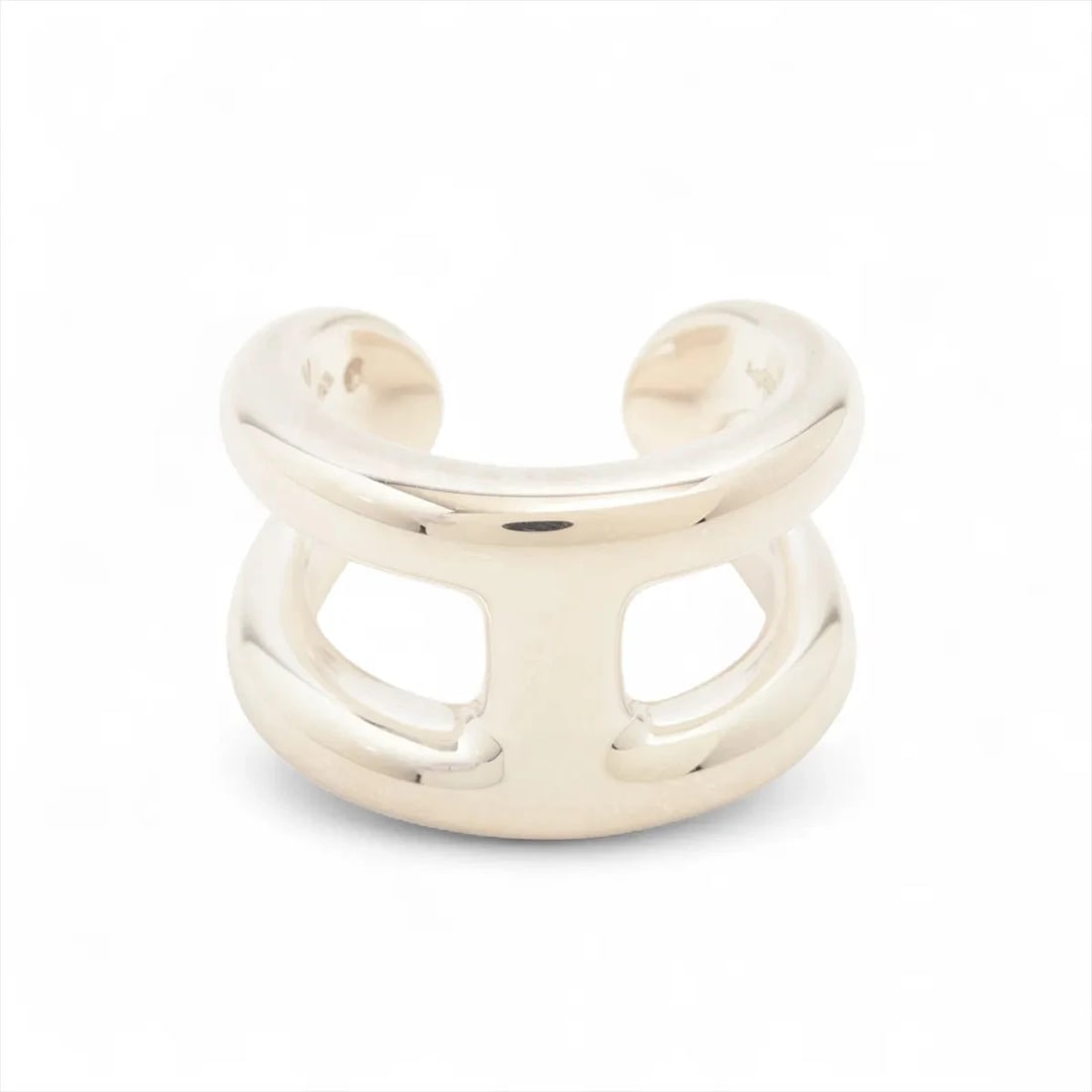 HERMES OSMOZ PM RING 925 SILVER: Hermes Osmoz PM Ring 925 Silver Brand: Hermes Type/Style: Ring Material: 925, Color: Silver Size: 4.75 - 5 US Accessories: None Accessories Notice: When purchasing pre-owned goods, please