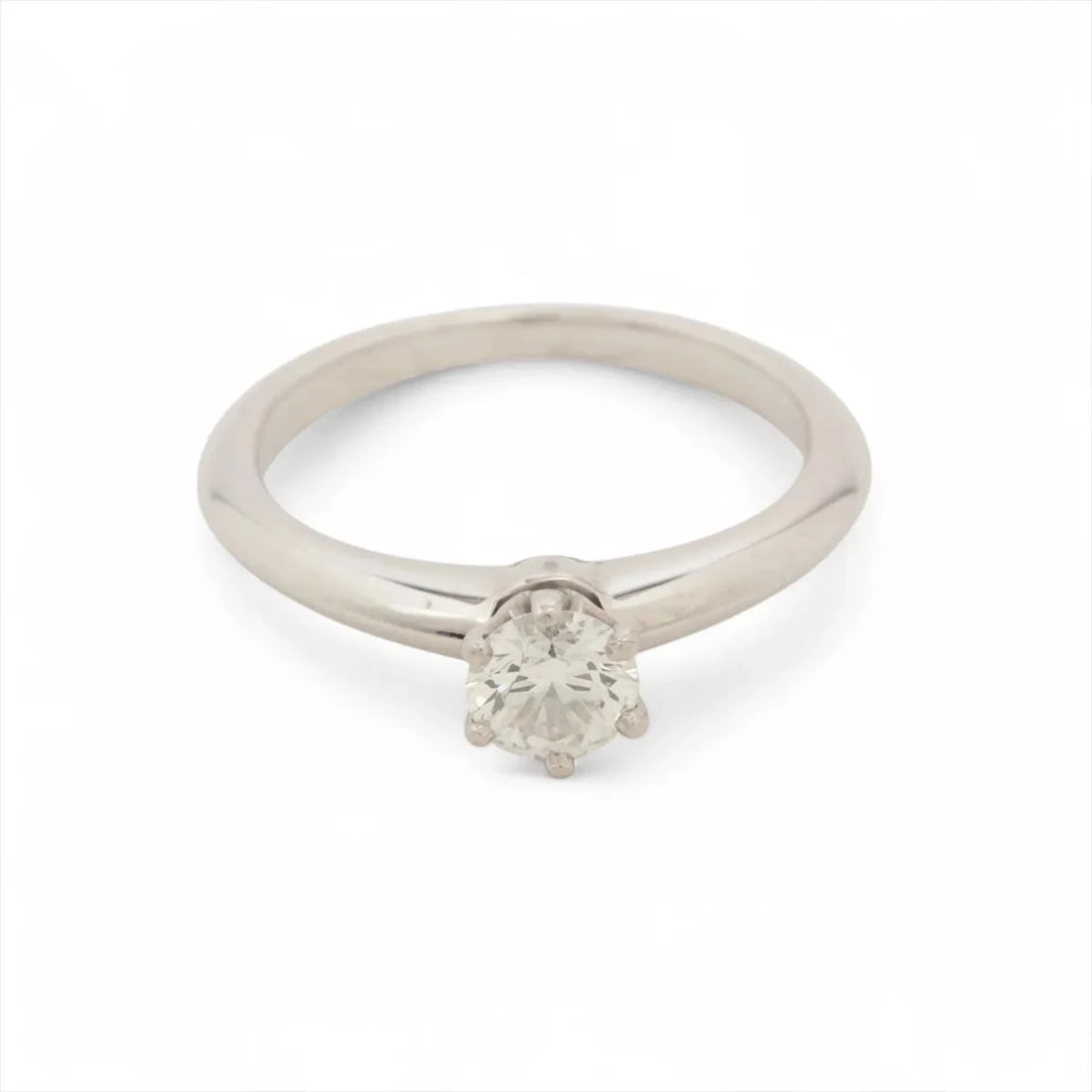 TIFFANY SOLITAIRE DIAMOND RING PT950 (1 of 3)