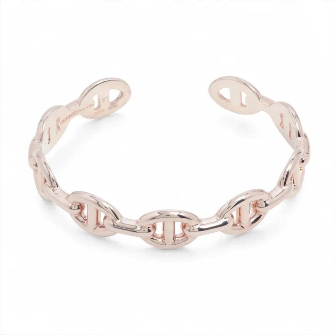 HERMES CHAINE D'ANCRE ENCHAINEE BANGLE: Hermes Chaine d'Ancre Enchainee Bangle Brand: Hermes Type/Style: Bracelet Material: 925, Color: Silver Size: Bracelet length:15.5 Accessories: None Accessories Notice: When purchasing