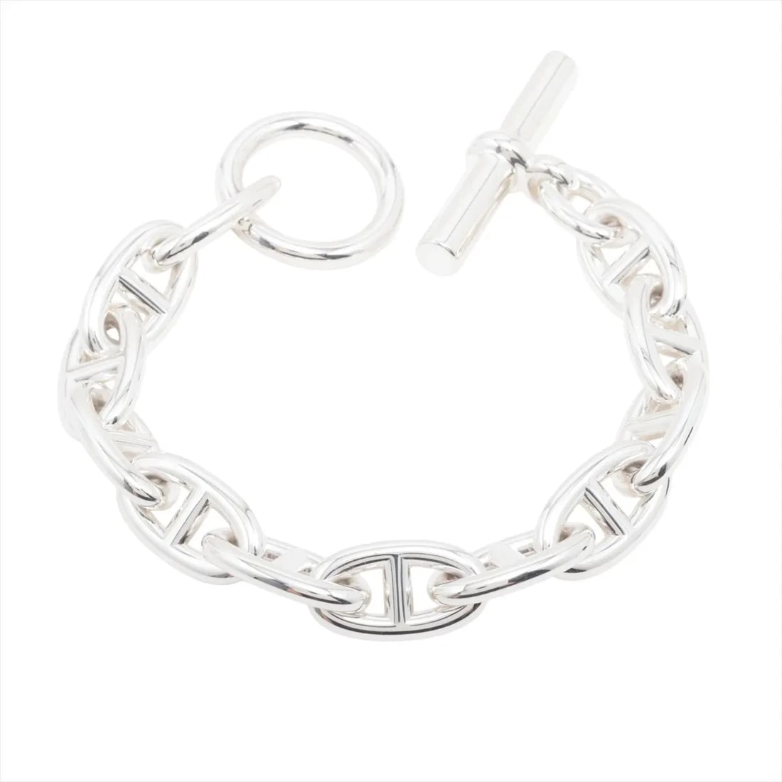 HERMES CHAINE D'ANCRE GM BRACELET: Hermes Chaine d'Ancre GM Bracelet Brand: Hermes Type/Style: Bracelet Material: 925, Color: Silver Size: Bracelet length:15.5 Accessories: None Accessories Notice: When purchasing pre-owned