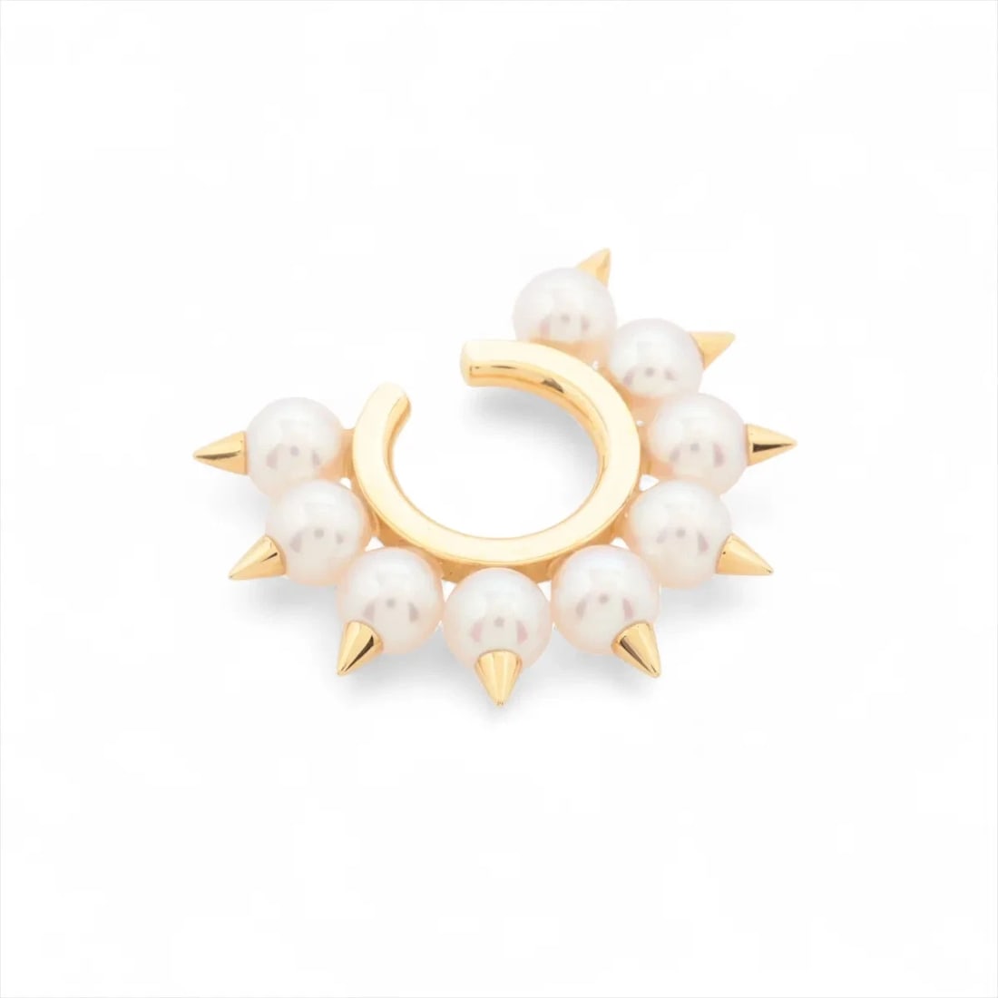 TASAKI DANGER TRIBE PEARL EAR CUFF 750(YG): TASAKI Danger tribe Pearl Ear Cuff 750(YG) Brand: TASAKI Type/Style: Earings Material: 750(YG), Color: YG Size: Size(CM) Height:2.7 Length:0.5 Accessories: None Accessories Notice: When