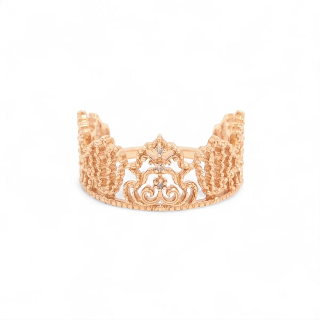 AGET DIAMOND RING K10(YG): aget diamond Ring K10(YG) Brand: aget Type/Style: Ring Material: K10(YG), Main Stone/Creation Natural Color: YG Size: 6.25 - 6.5 US Accessories: None Accessories Notice: When purchasing