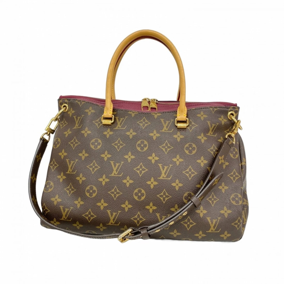 LOUIS VUITTON MONOGRAM PALLAS HANDBAG: Louis Vuitton Monogram Pallas Handbag Brand: Louis Vuitton Type/Style: Handbag Material: Monogram Color: Aurore Size: Size (HxWxD) 24.5cm x 34.5cm x 13cm / 9.64'' x 13.58'' x 5.11'' Accessories: