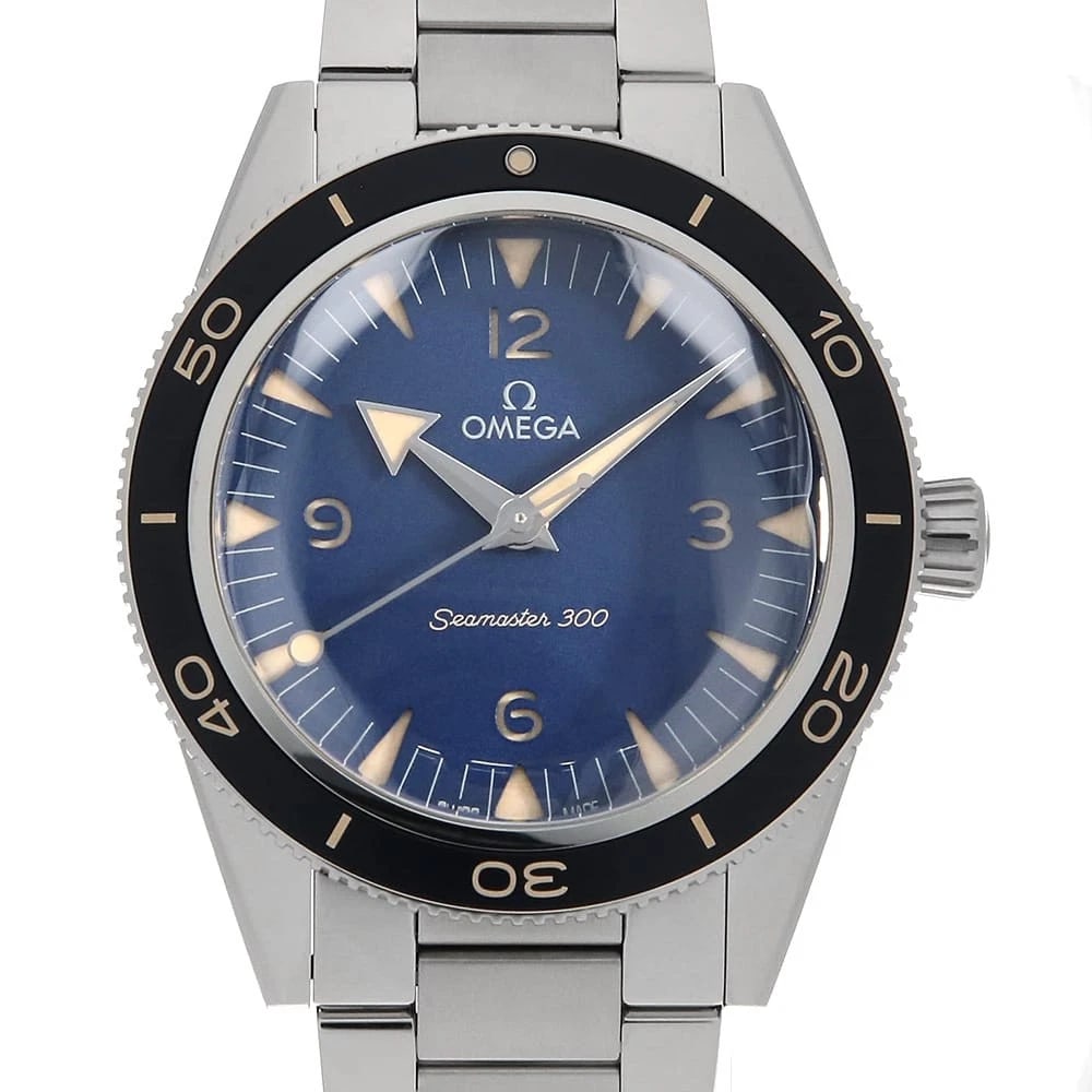 OMEGA SEAMASTER CO-AXIAL MASTER CHRONOMETER WRIST WATCH: OMEGA Seamaster Co-Axial Master Chronometer Wrist Watch Brand: OMEGA Type: Wrist watch Material: Band Material Stainless Steel, Case Material Stainless Steel Color: Blue Size: Case:W41mm Circumfer