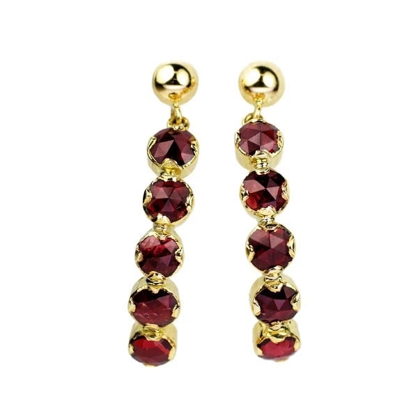 K18YG ROSE CUT GARNET EARRINGS: K18YG Rose Cut Garnet Earrings Brand: None Type/Style: piercing Material: Metal Purity K18, Metal Gold, Main Stone/Creation garnet Color: None Size: Length/Width/Diameter25.2 Accessories: