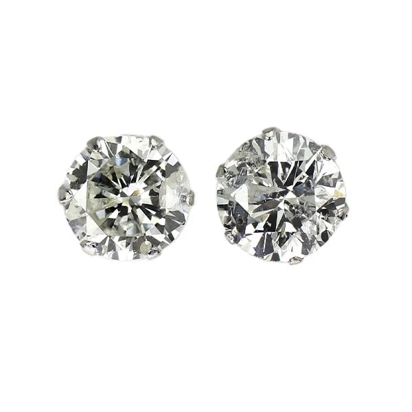 BRAND NEW PT900 DIAMOND EARRINGS: Brand New Pt900 Diamond Earrings Brand: None Type/Style: piercing Material: Metal Purity 900, Metal Platinum, Main Stone/Creation Natural Color: None Size: Length/Width/Diameter4.8 