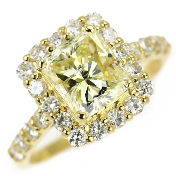 BRAND NEW K18YG PRINCESS CUT DIAMOND RING: Brand New K18YG Princess Cut Diamond Ring Brand: None Type/Style: Ring Material: Metal Purity None, Metal K18YG, Main Stone/Creation Natural Color: None Size: 5.25 US Accessories: None