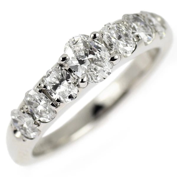 K18WG DIAMOND RING: K18WG diamond ring Brand: None Type/Style: Ring Material: Metal Purity K18, Metal Gold, Main Stone/Creation Natural Color: White Gold Size: 5.5 - 5.75 US Accessories: None Accessories Noti