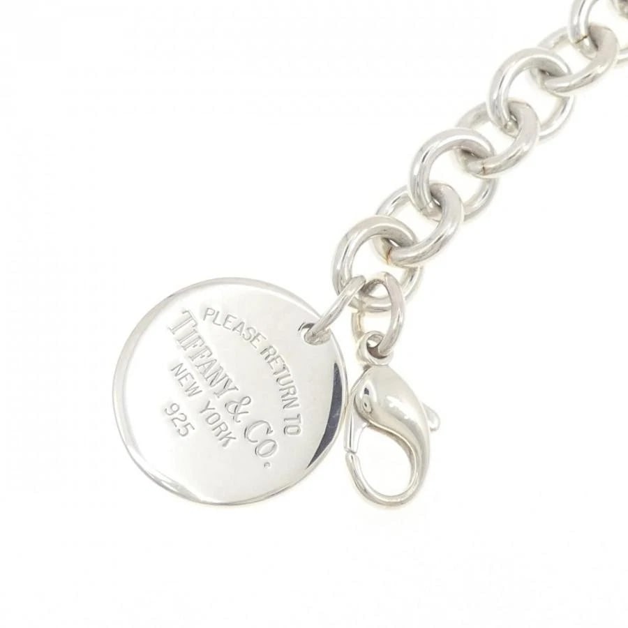 TIFFANY & CO. SILVER BRACELET: Tiffany & Co. Silver Bracelet Brand: Tiffany & Co. Type/Style: Bracelet Material: Metal Purity 925, Metal Silver, Color: Silver Size: 19cmActual size Maximum width approx: 36.3mm Accessories: