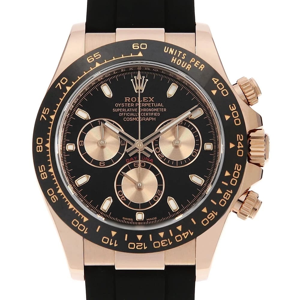 ROLEX COSMOGRAPH DAYTONA BLACK WRIST WATCH: ROLEX Cosmograph Daytona black Wrist Watch Brand: ROLEX Type: Wrist watch Material: Band Material rubber, Case Material Everose Gold Color: Black Size: Case:W40mm Circumference of Wrist:16.5cm Ac