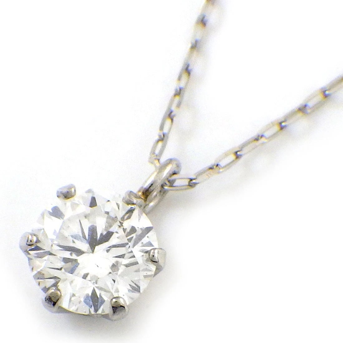 FINE JEWELRY NECKLACE CUT DIAMOND PT900 PT850: Fine Jewelry Necklace Cut Diamond PT900 PT850 Brand: Fine Jewelry Type/Style: Necklace Material: Metal Purity 900 parts per 1000, Metal Platinum, Color: SILVER Size: Chain Length : 17.55"(inches)