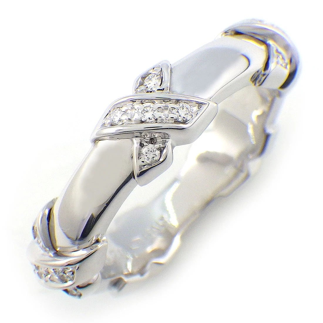 TIFFANY & CO. RING DIAMOND 750(18K) WHITE GOLD: Tiffany & Co. Ring Diamond 750(18K) White Gold Brand: Tiffany & Co. Type/Style: Ring Material: Metal Purity 18k, Metal White Gold, Color: Gold Size: 4.5US Accessories: None Accessories Not