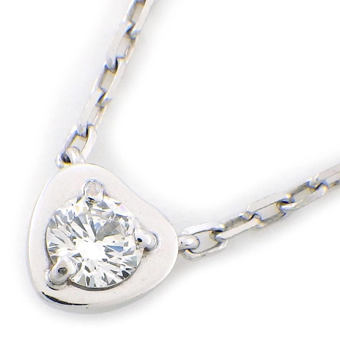 CARTIER NECKLACE D'AMOUR HART DIAMOND 750WG: Cartier Necklace D'Amour Hart Diamond 750WG Brand: Cartier Type/Style: Necklace Material: Metal Purity 18k, Metal White Gold, Color: Gold Size: Chain Length : 16.65" & 17.44"(inches) / 42.3cm & 44