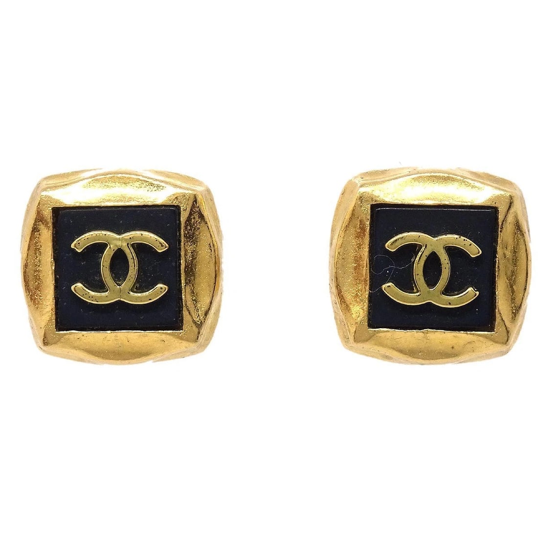 CHANEL SQUARE CLIP-ON EARRINGS GOLD: Chanel Square Clip-On Earrings Gold Brand: CHANEL Type/Style: Earrings Material: Gold plated, Color: Gold Size: W 1.7 x H 1.6 cm Accessories: None Accessories Notice: When purchasing