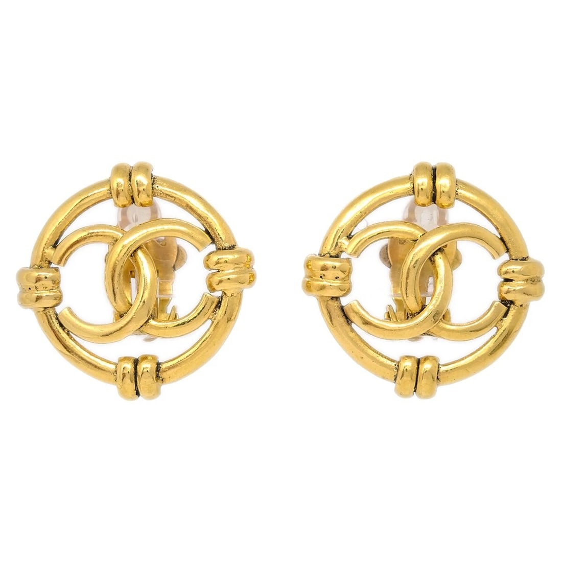 CHANEL GOLD BUTTON EARRINGS CLIP-ON: Chanel Gold Button Earrings Clip-On Brand: CHANEL Type/Style: Earrings Material: Gold-plated, Color: Gold Size: Diameter: 3.2 cm Accessories: None Accessories Notice: When purchasing