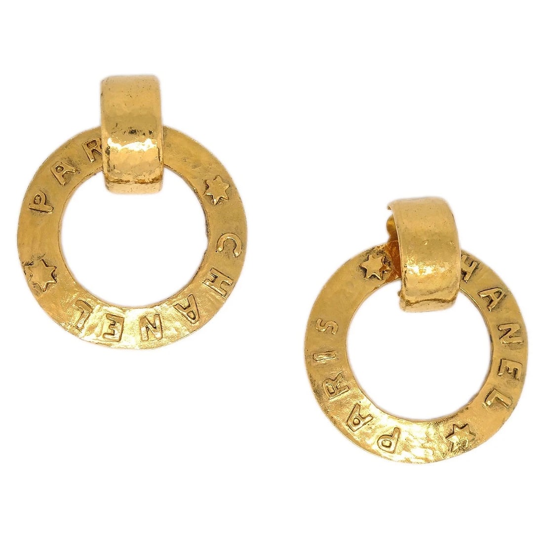 CHANEL DANGLE HOOP CLIP-ON EARRINGS GOLD: Chanel Dangle Hoop Clip-On Earrings Gold Brand: CHANEL Type/Style: Earrings Material: Gold Plated, Color: Gold Size: W 4.5 x H 5.5 cm Accessories: None Accessories Notice: When purchasing