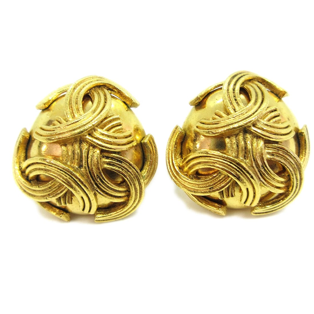 CHANEL TRIPLE CC EARRINGS CLIP-ON GOLD (1 of 2)