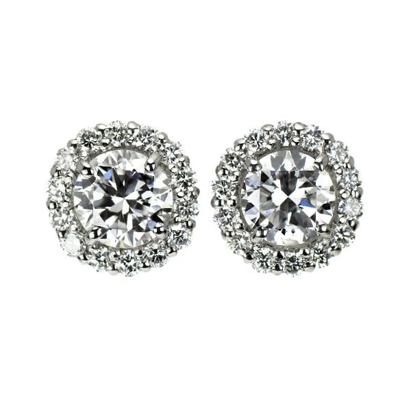 BRAND NEW PT950/ PT900 DIAMOND EARRINGS: Brand New Pt950/ Pt900 Diamond Earrings Brand: None Type/Style: piercing Material: Metal Purity 900, Metal Platinum, Main Stone/Creation Natural Color: None Size: Length/Width/Diameter8.3 