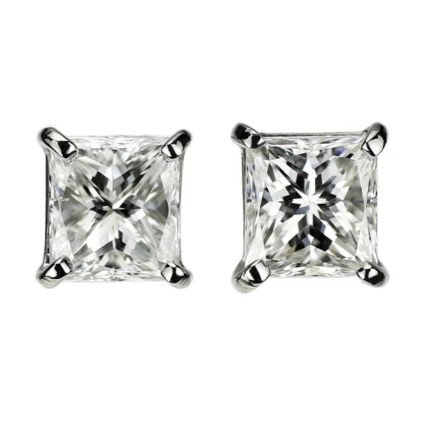 BRAND NEW PT900 PRINCESS CUT DIAMOND EARRINGS: Brand New Pt900 Princess Cut Diamond Earrings Brand: None Type/Style: piercing Material: Metal Purity None, Metal Pt900, Main Stone/Creation Natural Color: None Size: Length/Width/Diameter5.3 