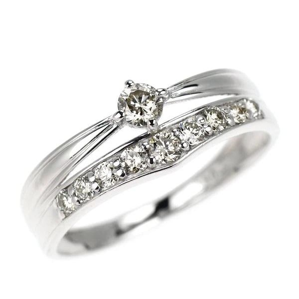 K18WG DIAMOND RING: K18WG diamond ring Brand: None Type/Style: Ring Material: Metal Purity K18, Metal Gold, Main Stone/Creation Natural Color: White Gold Size: 4.75 - 5 US Accessories: None Accessories Notice