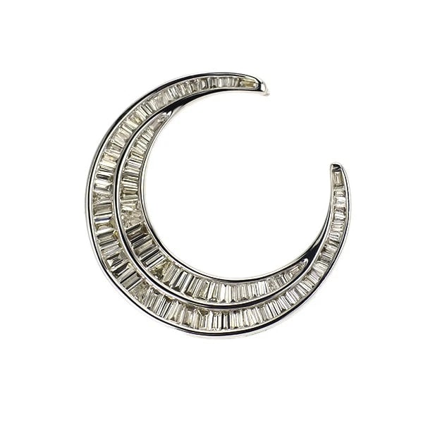 K18WG 0.72CT MIKAZUKI OKUBO HORSE SHOE HORSESHOE DIAMOND PENDANT: K18WG 0.72ct Mikazuki Okubo Horse Shoe Horseshoe Diamond Pendant Brand: None Type/Style: pendant top Material: Metal Purity K18, Metal Gold, Main Stone/Creation Natural Color: None Size: