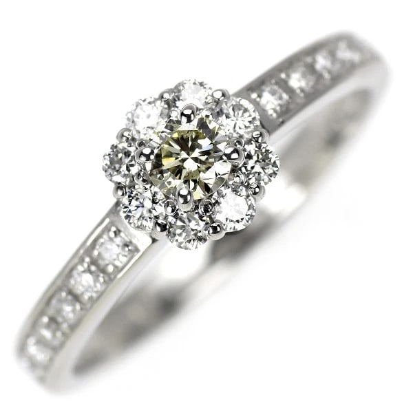 PT900 DIAMOND RING FLOWER: Pt900 diamond ring flower Brand: None Type/Style: Ring Material: Metal Purity None, Metal Pt900, Main Stone/Creation Natural Color: Platinum Size: 6.25 - 6.5 US Accessories: None Accessori