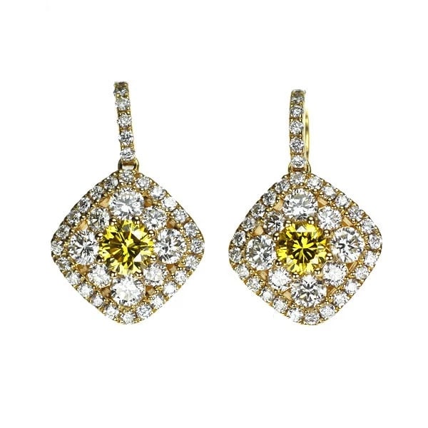 K18YG TREAT YELLOW/ COLORLESS DIAMOND EARRINGS: K18YG Treat Yellow/ Colorless Diamond Earrings Brand: None Type/Style: piercing Material: Metal Purity K18, Metal Gold, Main Stone/Creation Natural Color: Yellow Gold Size: None Accessories: