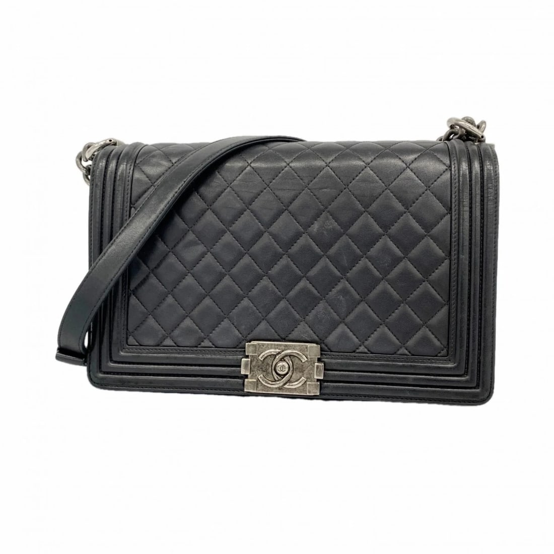 CHANEL SHOULDER BAG BOY CHAIN LAMBSKIN BLACK WOMEN'S: Chanel Shoulder Bag Boy Chain Lambskin Black Women's Brand: Chanel Type/Style: Shoulder bag Material: Leather Color: Black Size: Size (HxWxD) 18cm x 28cm x 7cm / 7.08'' x 11.02'' x 2.75'' 