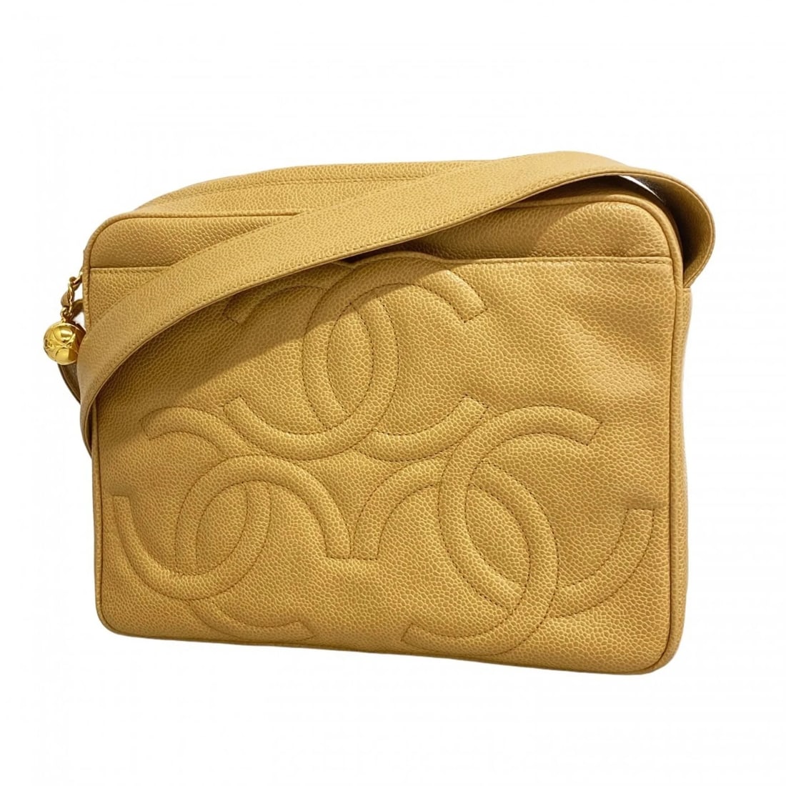 CHANEL TRIPLE COCO CAVIARSKINLEATHER SHOULDER BAG: Chanel Triple Coco CaviarSkinLeather Shoulder Bag Brand: Chanel Type/Style: Shoulder bag Material: Grained Calfskin Color: Beige Size: Size (HxWxD) 20cm x 27cm x 8cm / 7.87'' x 10.62'' x 3.14'' A