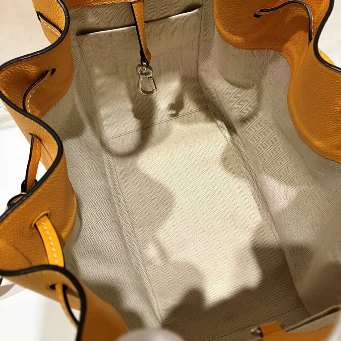 LOEWE DRAWSTRING HAMMOCK HANDBAG - 4