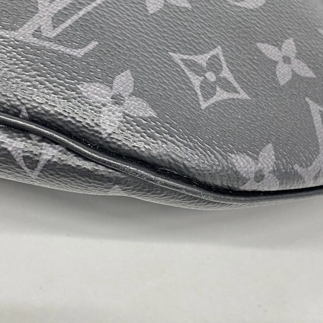 LOUIS VUITTON MONOGRAM ECLIPSE DISCOVERY BUM BAG - 7