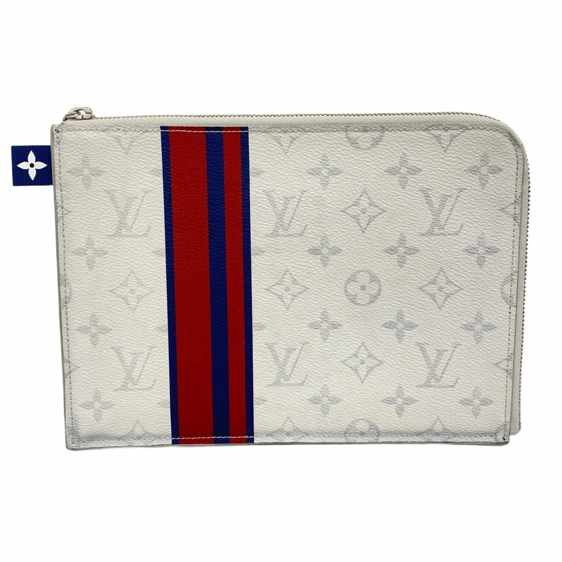 LOUIS VUITTON MONOGRAM WHITE POCHETTE JOUR PM CLUTCH BAG: Louis Vuitton Monogram White Pochette Jour PM Clutch Bag Brand: Louis Vuitton Type/Style: Clutch bag Material: Monogram Color: Gray, White Size: Size (HxWxD) 17cm x 23cm x 1.5cm / 6.69'' x