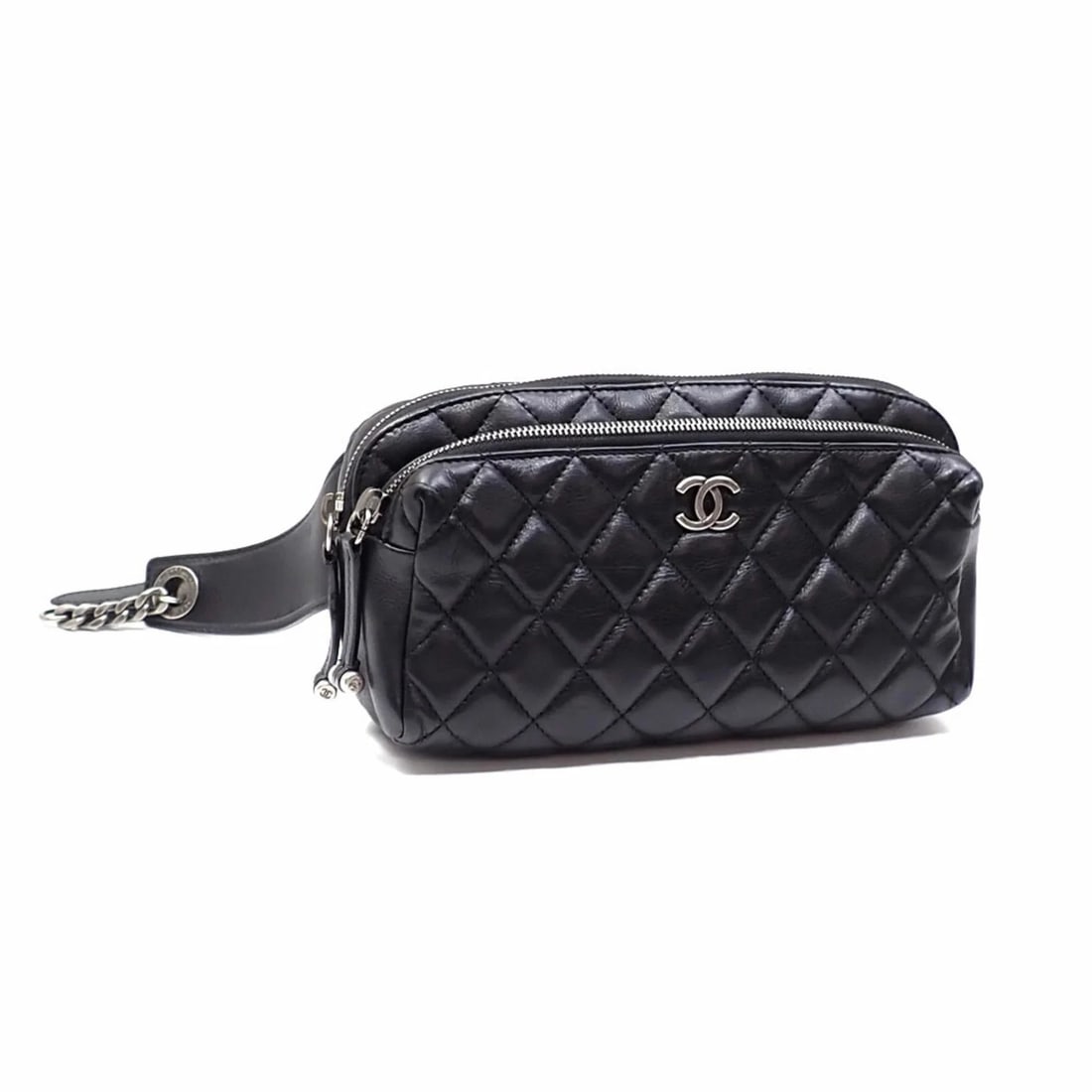 CHANEL MATELASSE BODY BAG WOMEN'S BLACK LEATHER: Chanel Matelasse Body Bag Women's Black Leather Brand: Chanel Type/Style: Fanny pack, Sling bag Material: Leather Color: Black Size: Size (HxWxD) 11cm x 22cm x 6cm / 4.33'' x 8.66'' x 2.36'' 