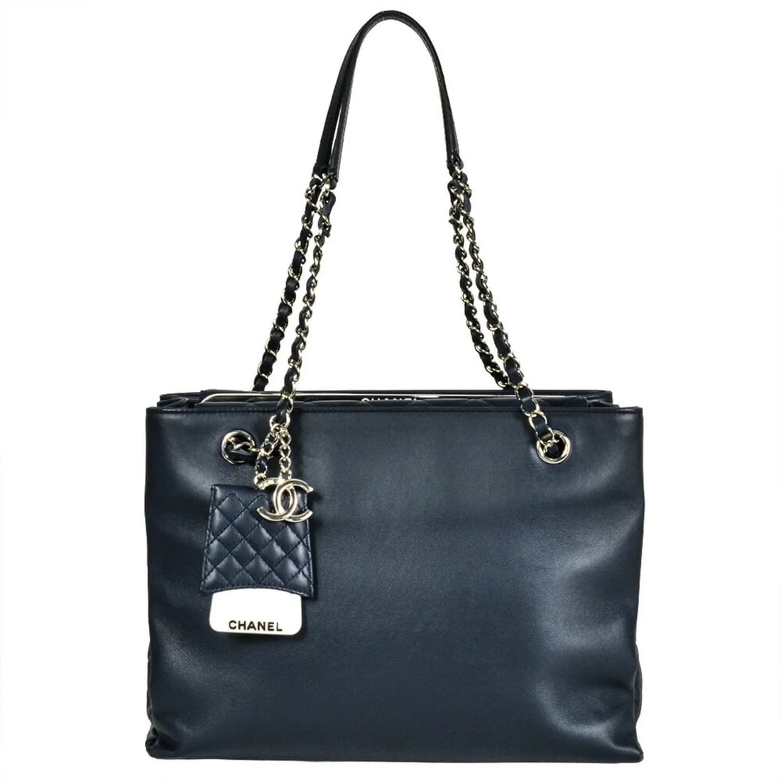 CHANEL MATELASSE CHAIN TOTE BAG: CHANEL Matelasse Chain Tote Bag Brand: Chanel Type/Style: Tote bag Material: Leather Color: Navy Size: Size (HxWxD) 27cm x 30cm x 15cm / 10.62'' x 11.81'' x 5.9'' Accessories: None Accesso
