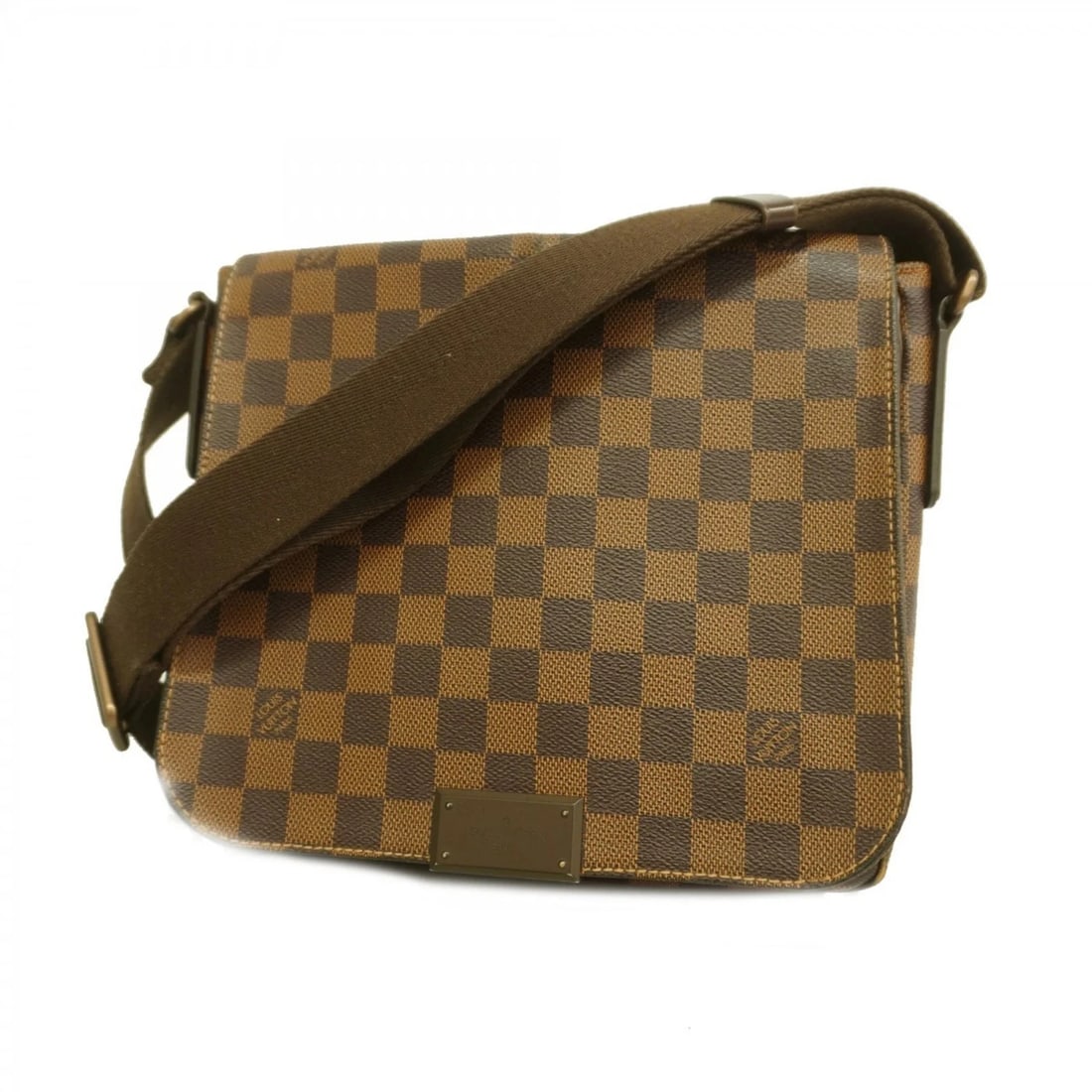 LOUIS VUITTON DAMIER DISTRICT PM SHOULDER BAG: Louis Vuitton Damier District PM Shoulder Bag Brand: Louis Vuitton Type/Style: Shoulder bag Material: Damier Color: Ebene Size: Size (HxWxD) 22cm x 24cm x 6.5cm / 8.66'' x 9.44'' x 2.55'' 