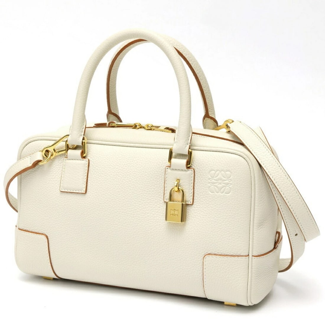 LOEWE AMAZONA 23 SHOULDER BAG: LOEWE Amazona 23 Shoulder Bag Brand: Loewe Type/Style: Shoulder bag Material: Leather Color: White Size: Size (HxWxD) 15.5cm x 23cm x 9.7cm / 6.1'' x 9.05'' x 3.81'' Accessories: None