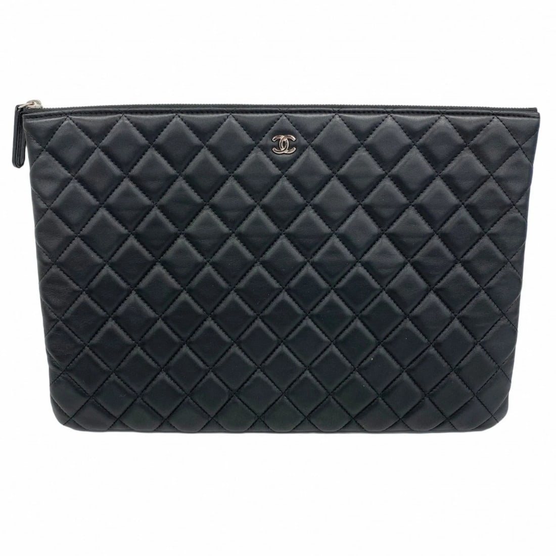 CHANEL MATELASSE CLUTCH BAG LAMBSKIN BLACK: Chanel Matelasse Clutch Bag Lambskin Black Brand: Chanel Type/Style: Clutch bag Material: Leather Color: Black Size: Size (HxWxD) 23.5cm x 34cm x 1.5cm / 9.25'' x 13.38'' x 0.59'' 